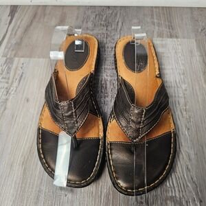 Born Womens Bronze Metallic Leather Thong Sandals Size 9 Boho Comfort W6565
